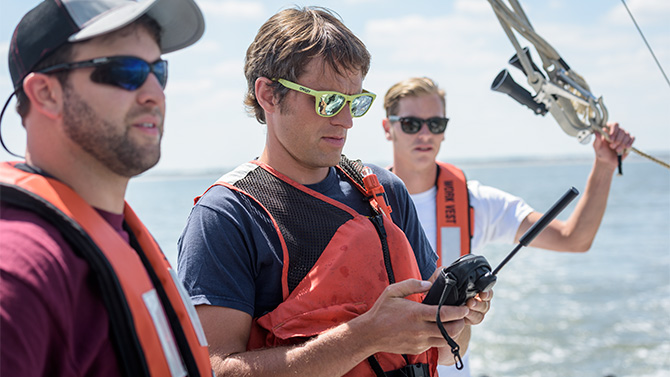 CEOE-Autonomous_Systems_Bootcamp-082416 Teams from universities and research institutions from around the world converged on Lewes, Delaware for the 2016 Autonomous Systems Bootcamp: an intensive hands-on workshop regarding the development and application of autonomous field robotic systems in the service of marine and environmental science. - (Evan Krape / University of Delaware)