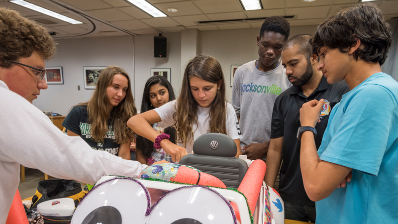 Engineering for Ability, K-12 summer camps Engineering for Ability
At UD summer camps, kids use engineering to help others