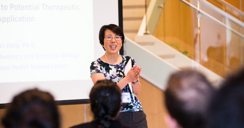 Liyun Wang, director of UD’s Center for Biomechanical Engineering Research, addresses the crowd at the 15th annual Biomechanics Research Symposium.