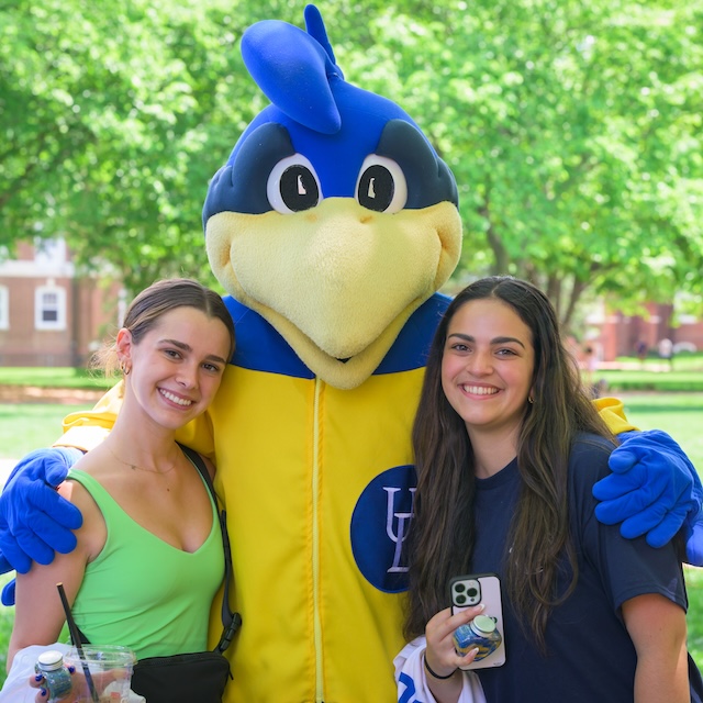 I Heart UD Giving Day