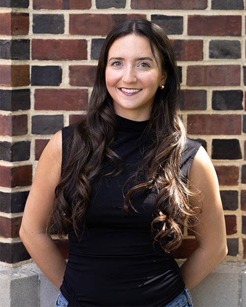 Portrait of Holly Talbot