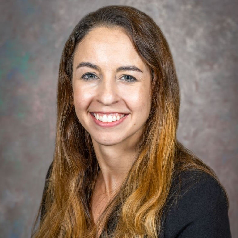 Headshot photo of Lauren O'Brien