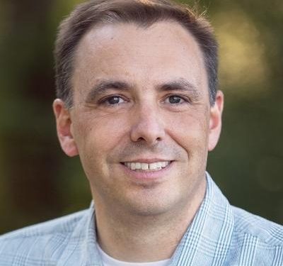 Headshot of Eric Bardenhagen