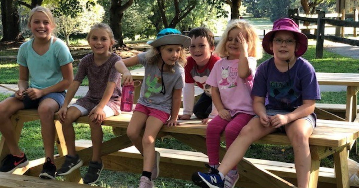 Copy of _website_properties_img_extension_1200x630 Flock of Friends 4-H club members at the park