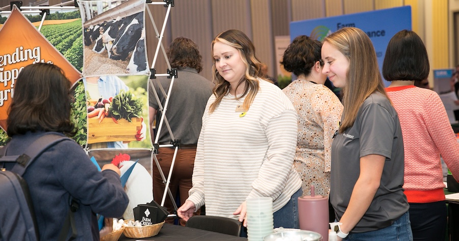 UD Alumni educating students at the fair.