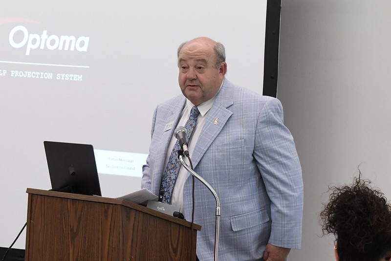 Delaware Secretary Don Clifton Secretary Clifton speaks before the Aquaculture and Agriculture Vitality and Health Forum