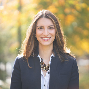 Headshot photo of Lindsey Votto