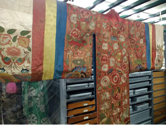 hwarot (woman’s wedding robe)
