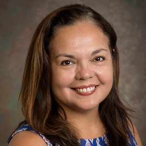 Mónica Domínguez Torres headshot