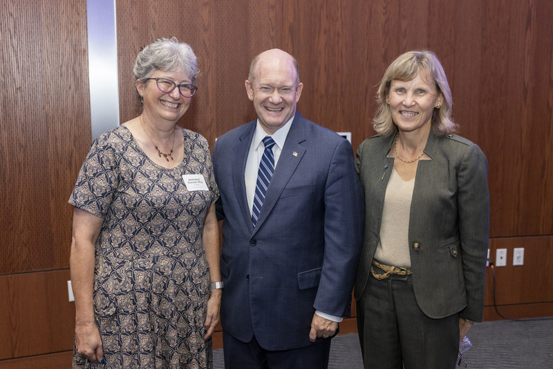 Melinda Duncan, U.S. Senator Chris Coons and UD President Laura Carlson