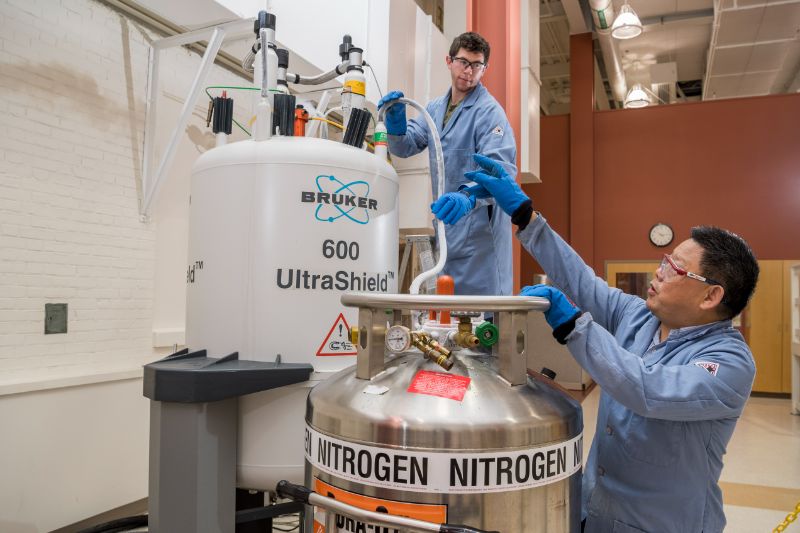 Shi (Steve) Bai is the director of UD's Nuclear Magnetic Resonance Lab