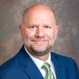 Scott Bacon headshot
