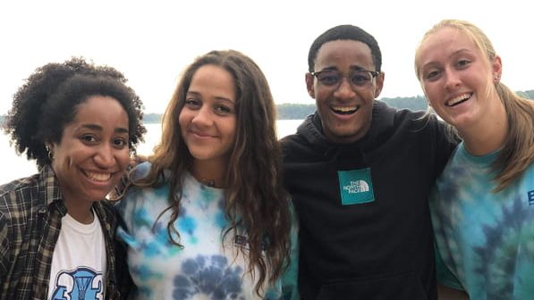 Group photo of students 