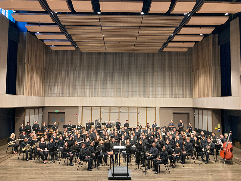 Collegiate Band performing