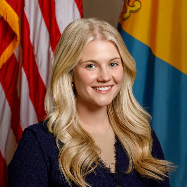 Caroline Klinger headshot