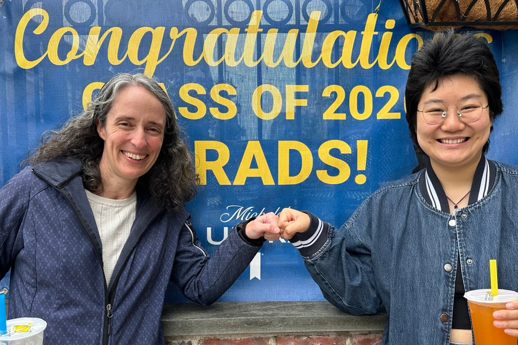 Jiayue Xu, an ELI alumni who completed the A-UD program, celebrates graduating from UD in the class of 2026. 