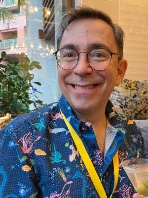 Headshot photo of Mike Luck