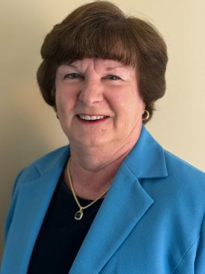 Headshot photo of Linda Myrick
