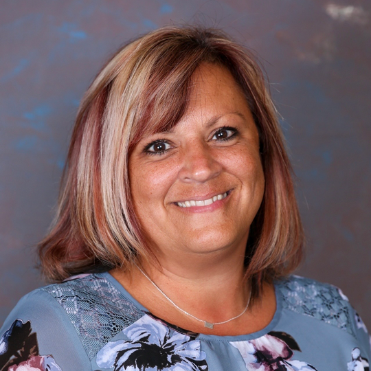 Karen Steuernagle Headshot
