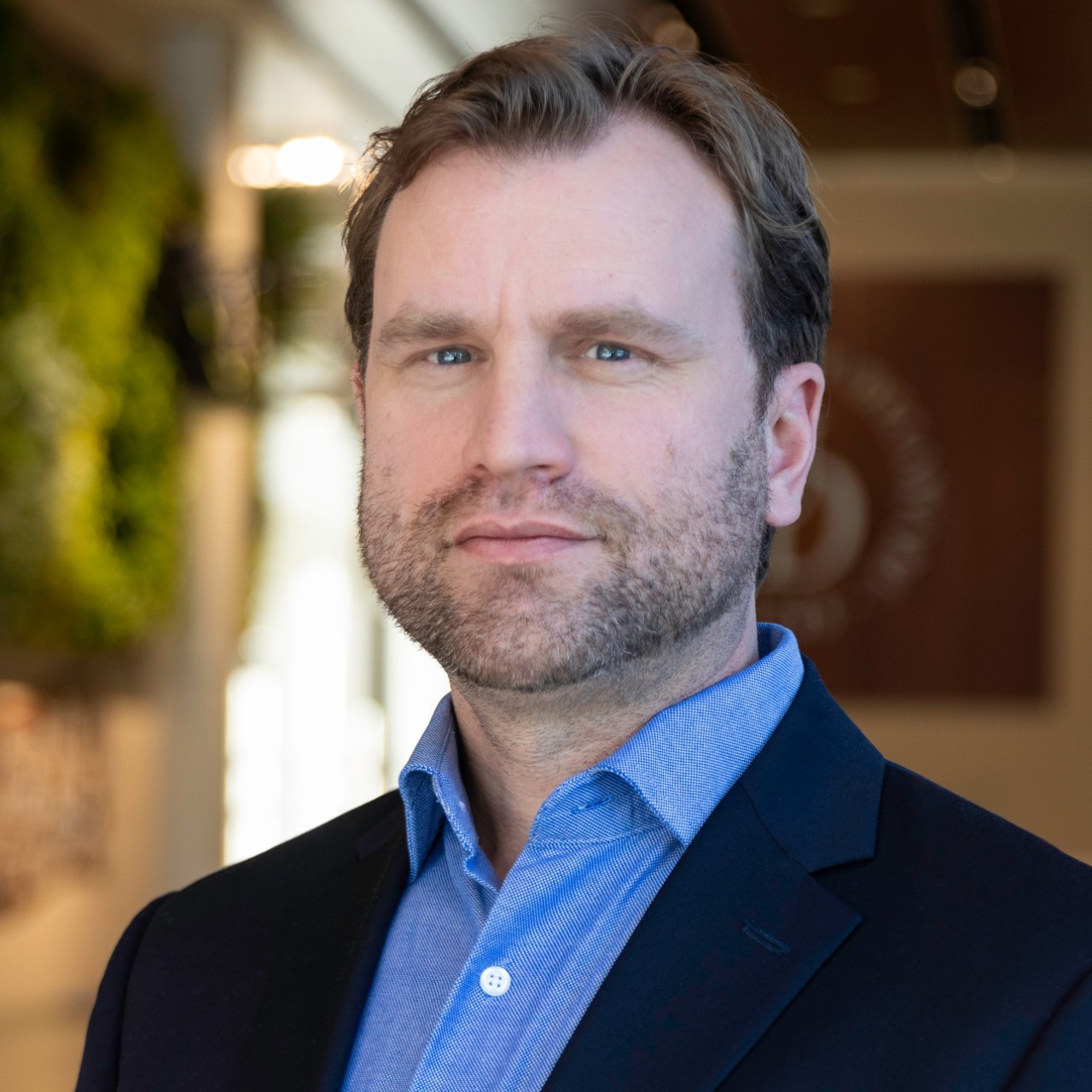Evan Usler headshot