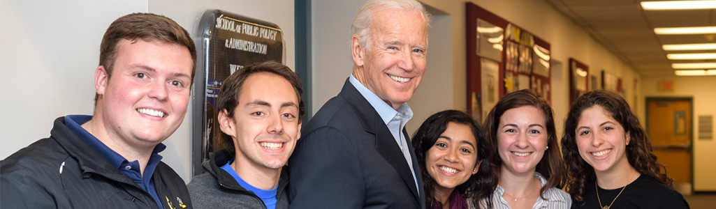A group of students posed with Vice President Joe Biden a recent tour at the University of Delaware.