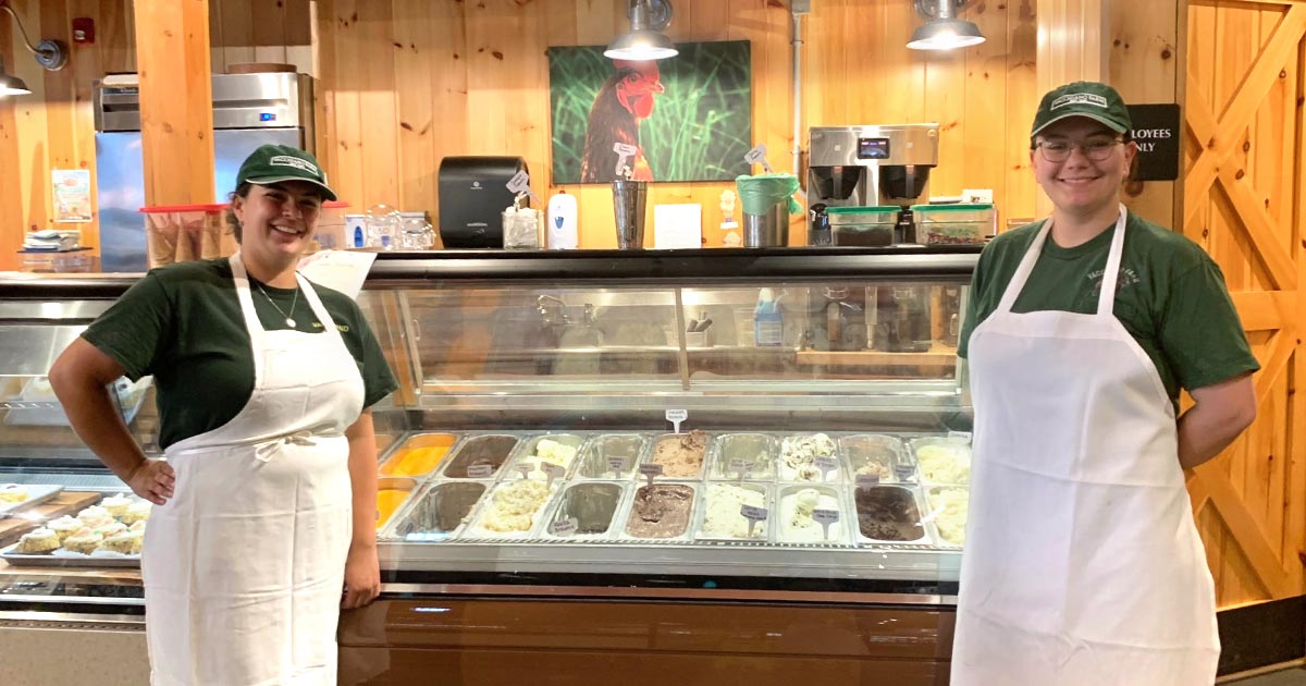 sisters Liz Vacchiano, ANR15, and Josephine Vacchiano, EHD17, worked at the UDairy Creamery.