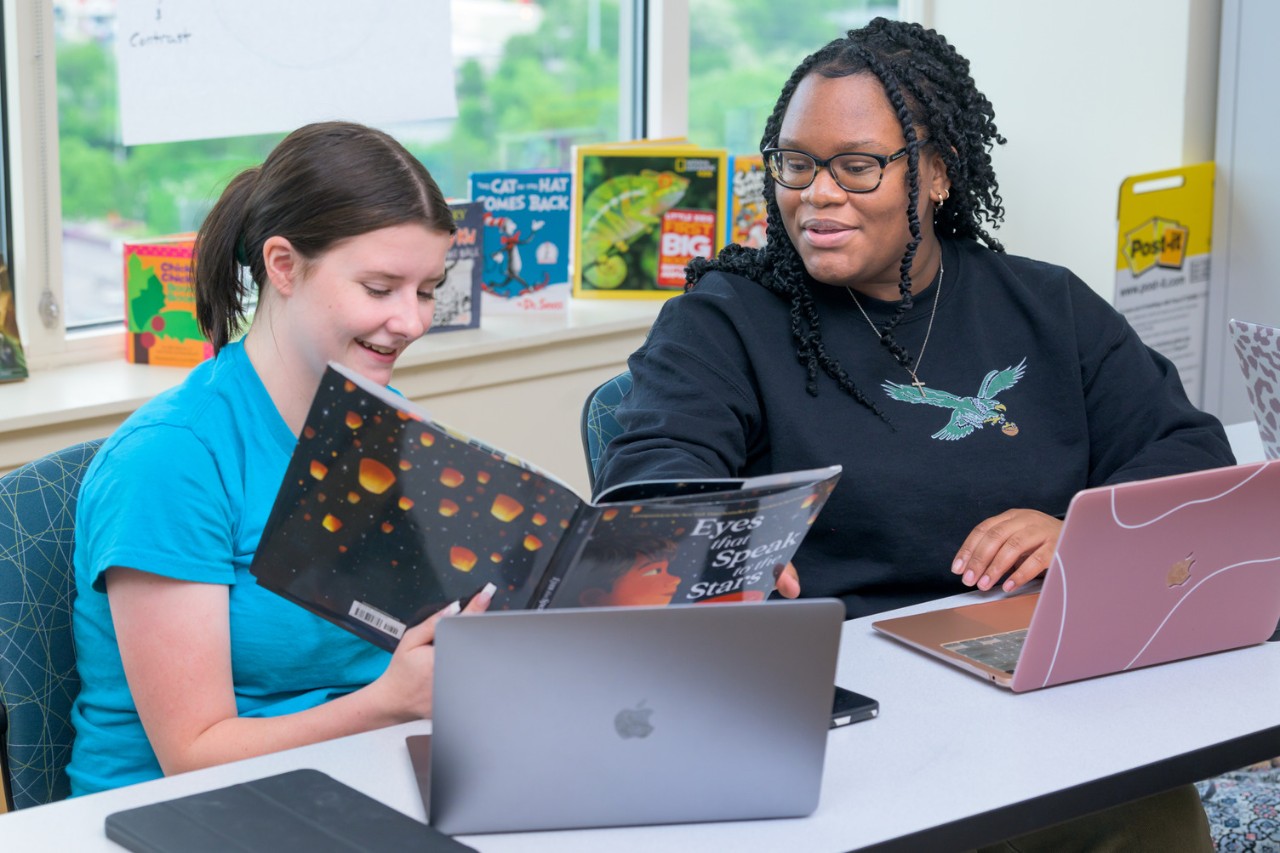 Associate in Elementary and Middle School Teacher Education
