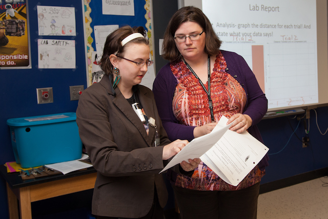 A Biological Science student teaching at Middletown High School.