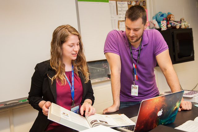 UD physics education students collaborate on a student-teaching assigment