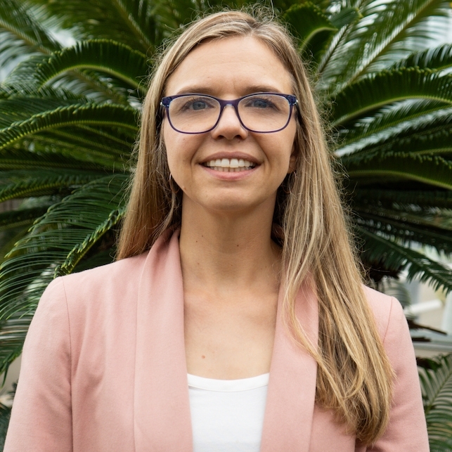 Profile image of Jenni Peterson.