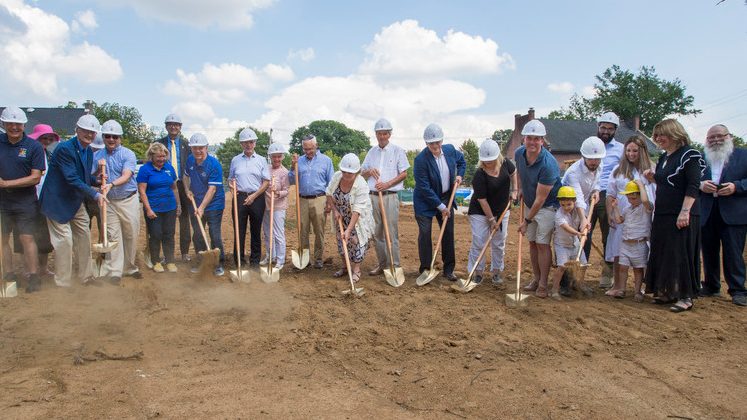 UD President Dennis Assanis and UD First Lady Eleni Assanis, on Aug. 28, joined other UD and government officials, supporters, students, parents and members of the community to break ground on a new Chabad Jewish Student Center on South College Avenue in Newark.