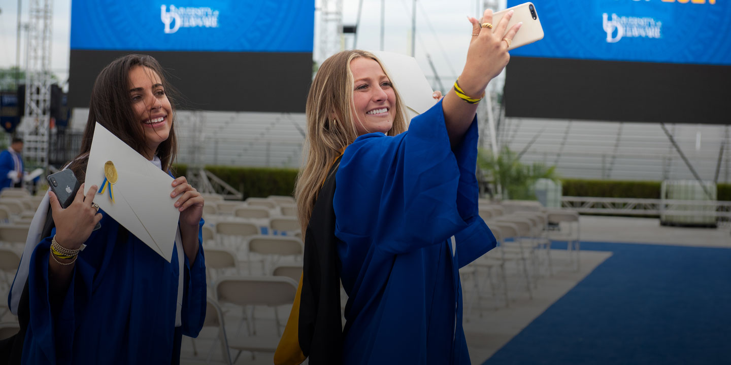 Graduates Commencement University of Delaware