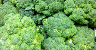 A bunch of broccoli crowns