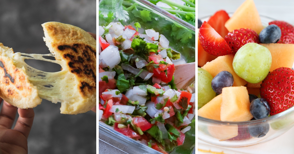 Un collage de arepas, pico de gallo y Frutas Con Crema.