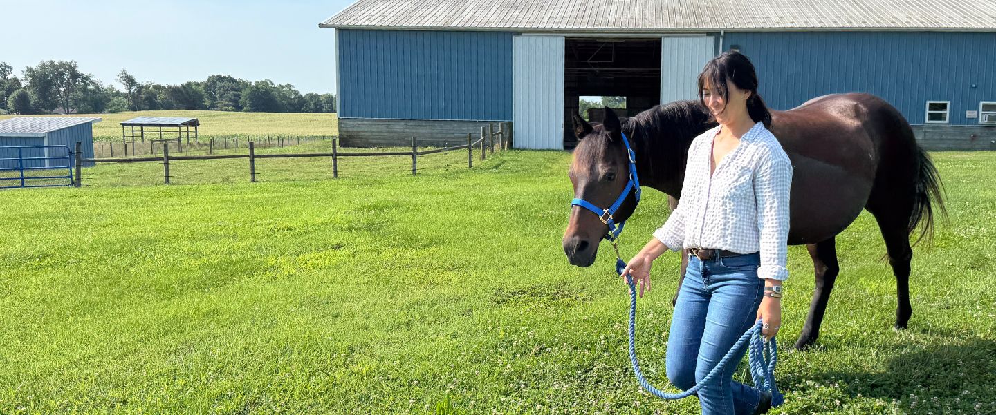Alexa and a hourse at Webb Farm