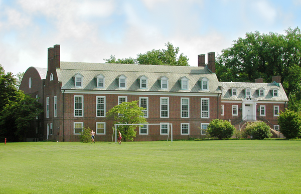 An exterior photo of Hullihen Hall