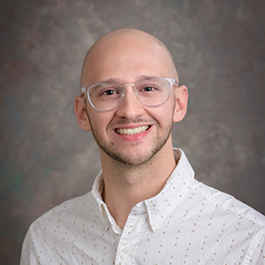 Headshot photo of Gregory Michajlyszyn