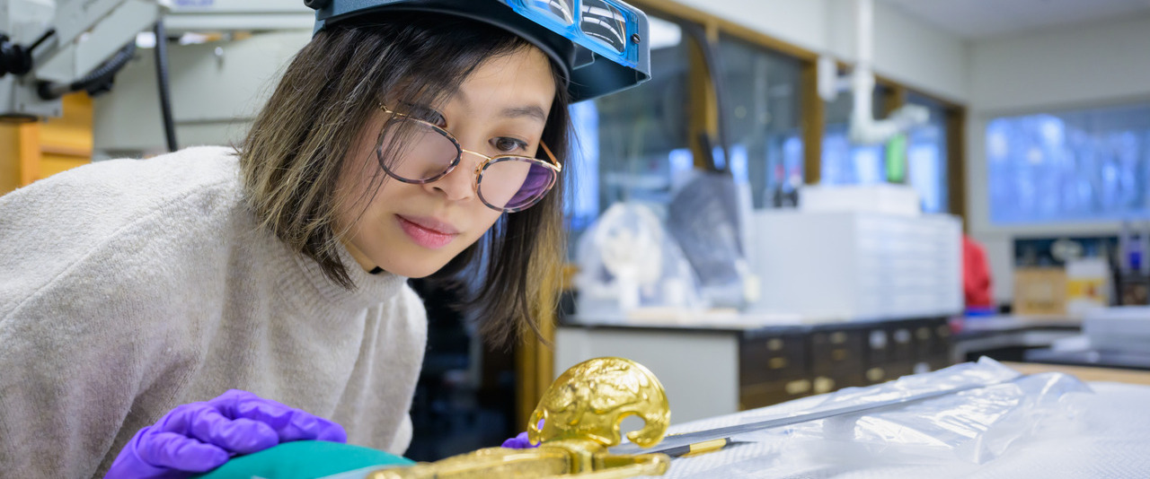 Second year graduate students in the Winterthur / University of Delaware Program in Art Conservation 