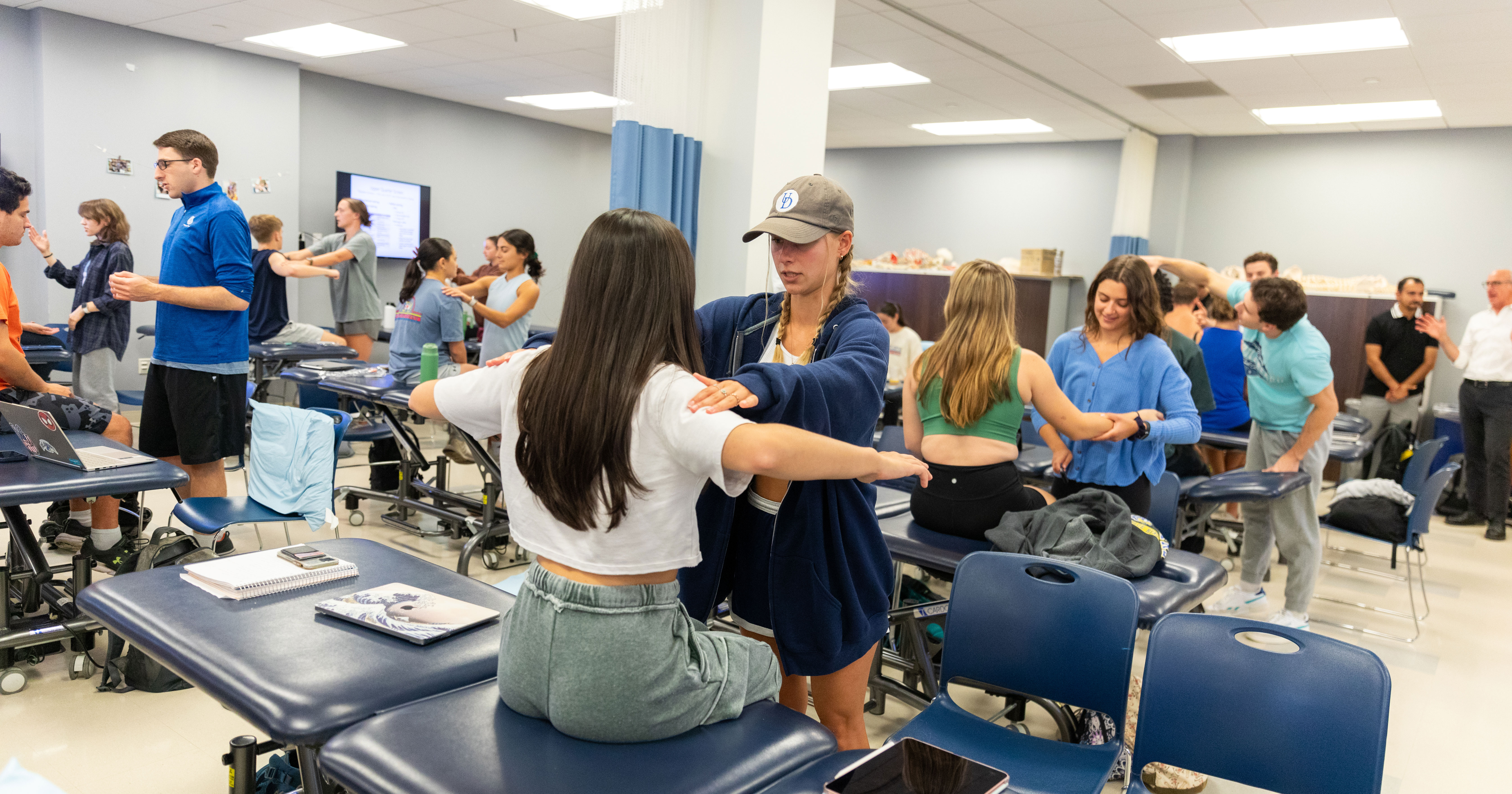 First-year Physical Therapy students take part in a basic evaluation techniques class 