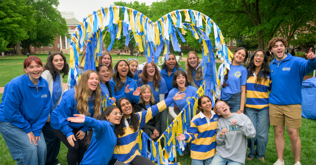 Students at I Heart UD Giving Day.