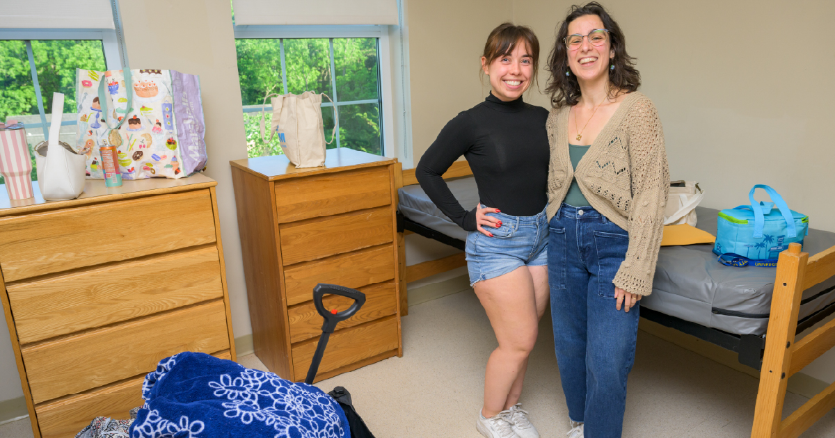 Blue Hens checking into their dorm stay on campus.