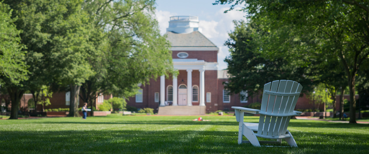 Campus scene at UD. 