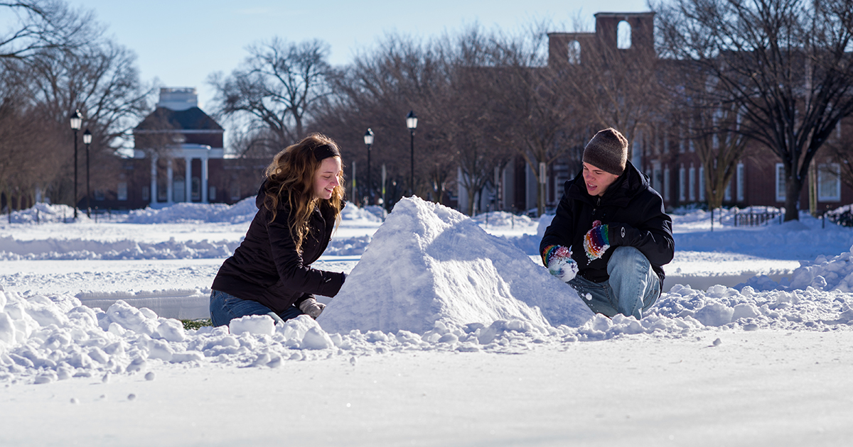 5 Fun Things to Do This Winter (That Won't Break the Bank) Student