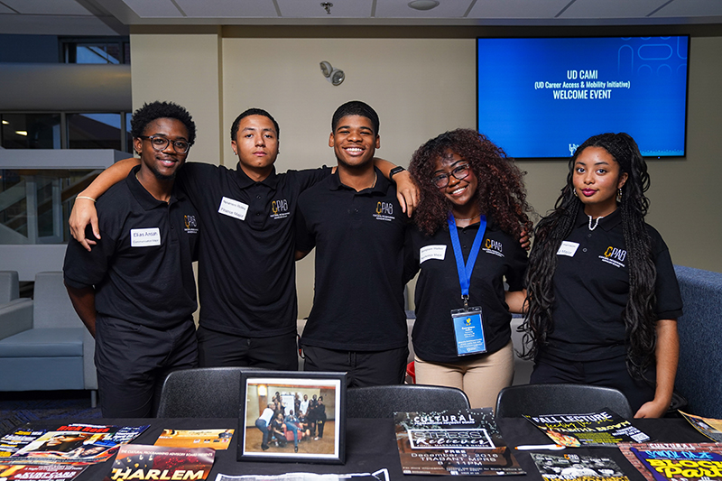 Students from CPAB host a table at the CAM Welcome Event