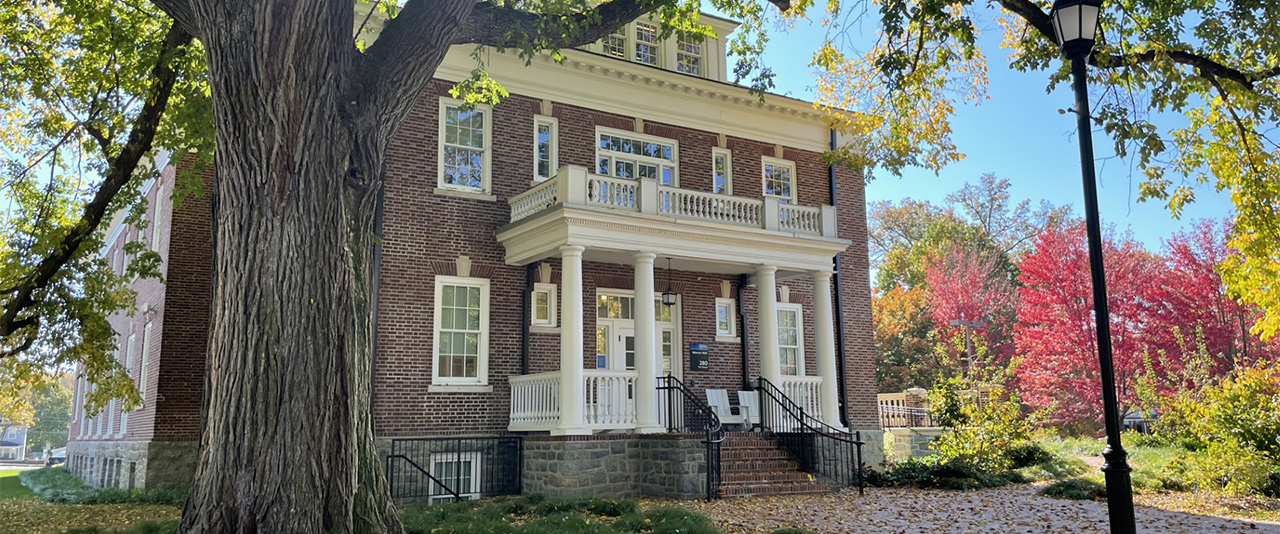 Warner Hall exterior