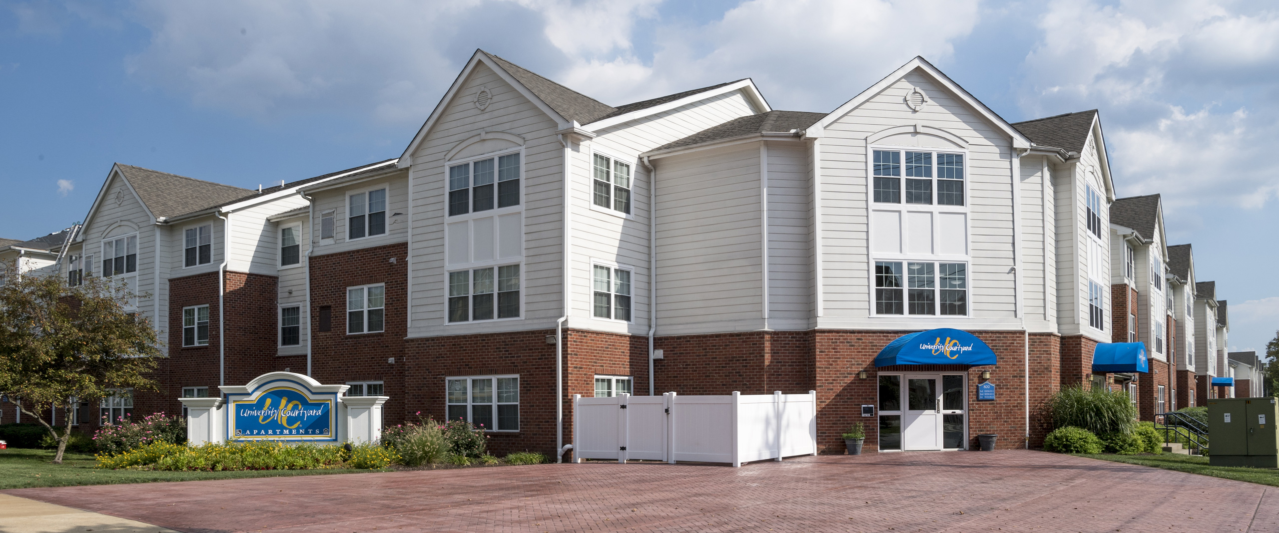 exterior view of University Courtyard at University of Delaware.