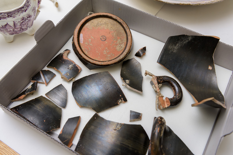 Ceramics being studied at the Winterthur Museum by UD art conservation students.