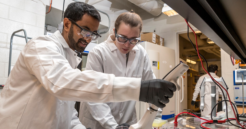 UD’s Valerie Earnshaw honored nationally for research on HIV stigma