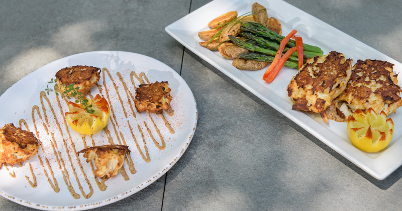 Award-winning crab cakes | UDaily