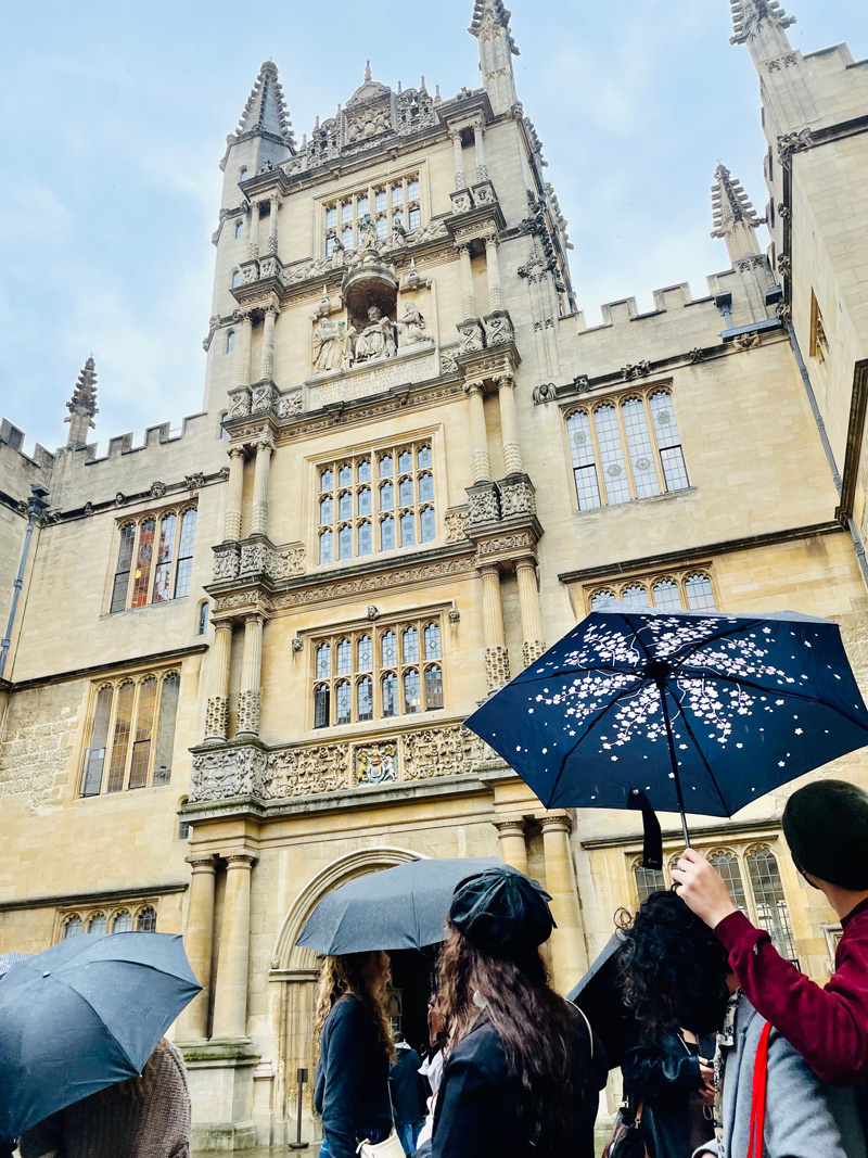 Photo by Rachel Spruill from the CAPA London program- in Spring 2022: “Students on the program got to explore and learn about the University of Oxford.“ This photo was a finalist in the 2022 Study Abroad Photo Contest.